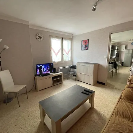 Holiday home Maison Dans Le Centre Historique De - Ideale Cures Thermales